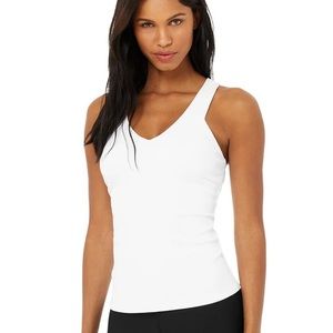 NWOT Alo Yoga Elevate Tank Size S